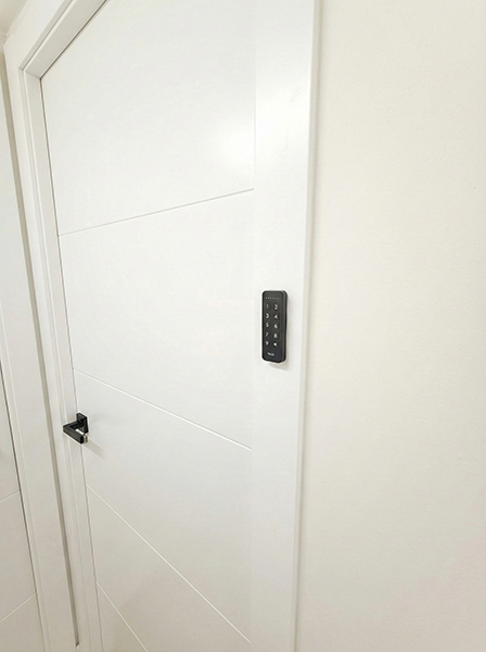 Entrada con código a habitaciones